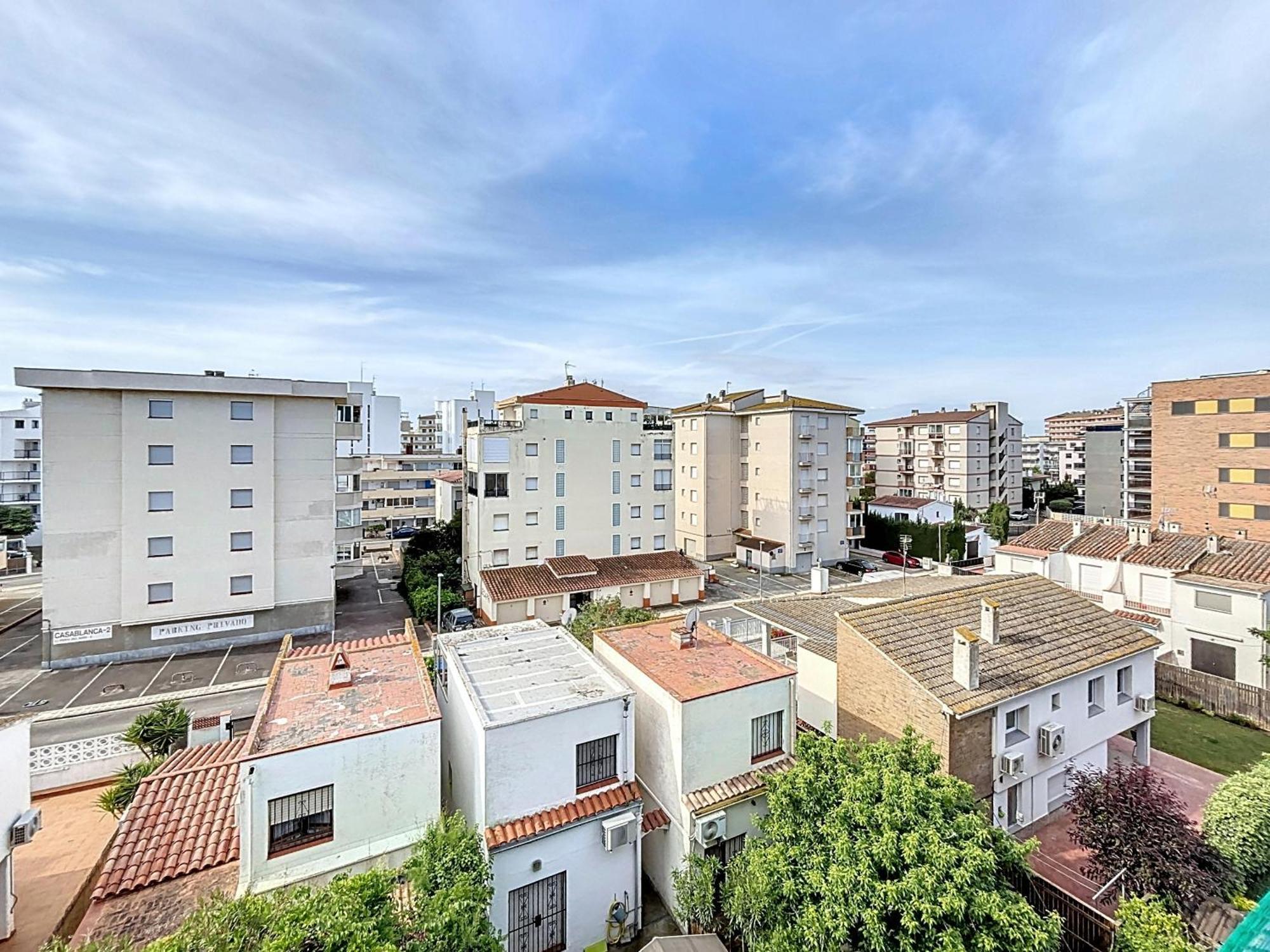 Sol Y Playa 4 1 Piso Muy Bonito Y Reformado Apartment Roses Exterior photo